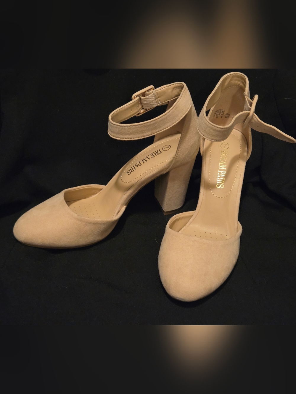 Dream Pairs Size 7- Beige Ankle Strap Block Heel Pumps